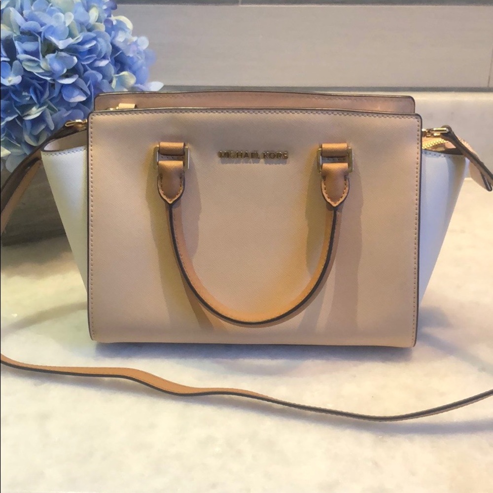 Michael Kors crossbody bag (removable straps)